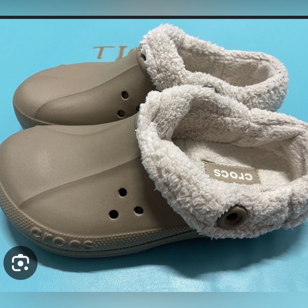Men’s wool lined Crocs